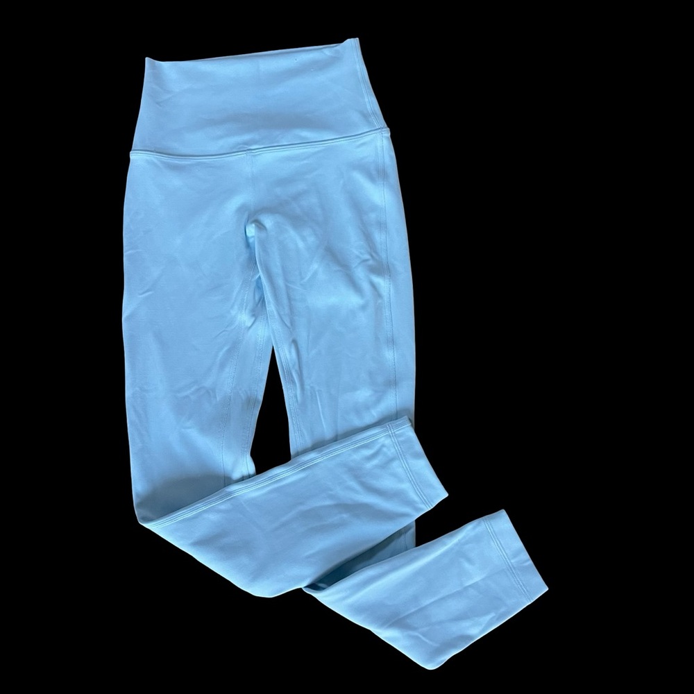 Lululemon Athletica Double Lined Light Blue Leggings Size 2 Soft Like New